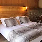 Les De Ludran Guest house 4*